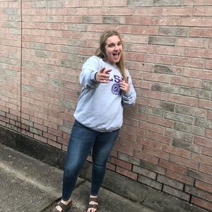 Meet your Posher, Molly